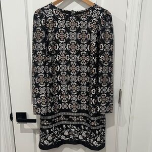 Ann Taylor Elegant Black and White Patterned Shift Dress, Size Medium